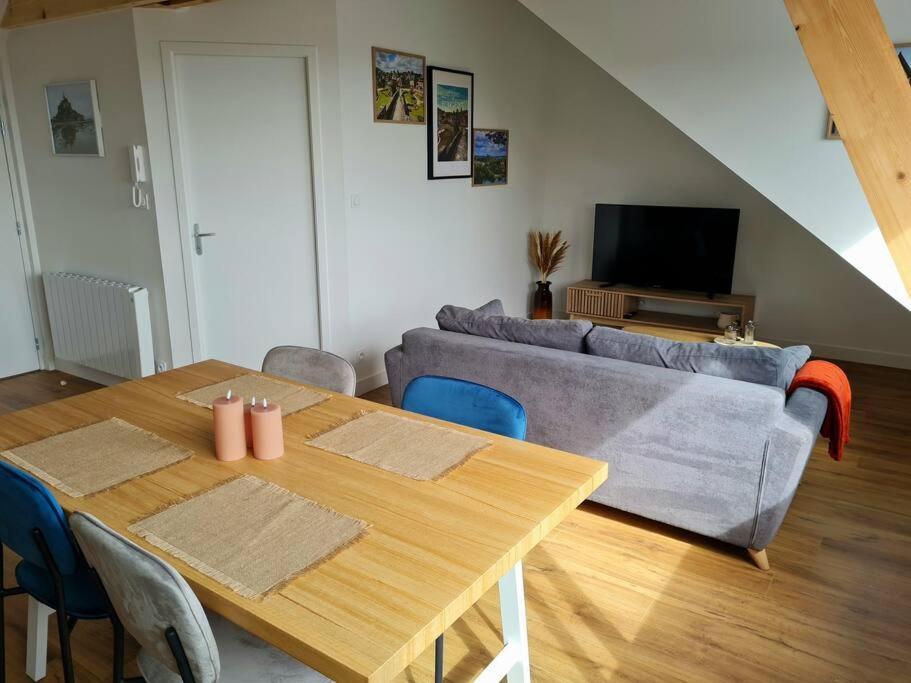 Appartement Avec Vue Fougères Buitenkant foto